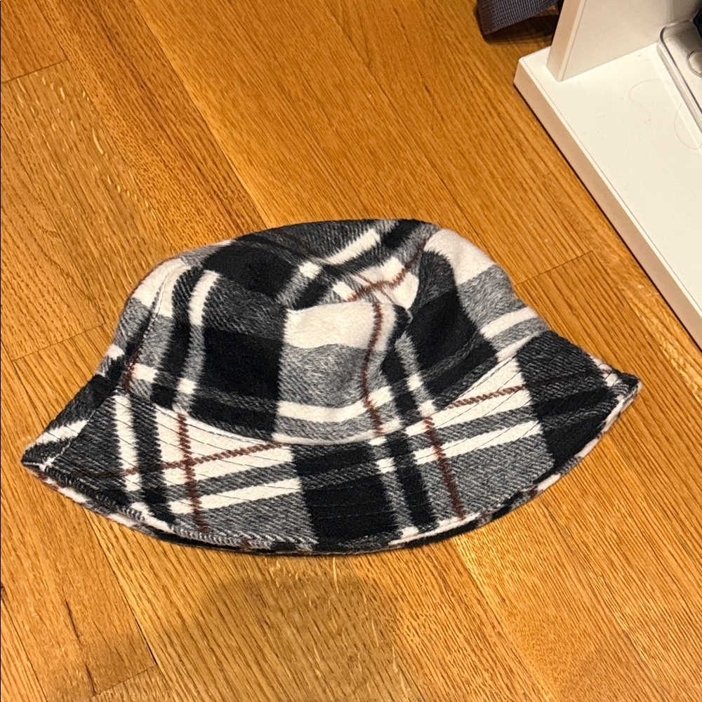 Checkered hat